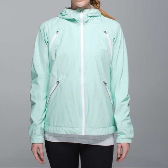 Lululemon Run Jacket Sea Mist 6 - Picture 2 of 8